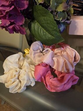 Pink, Light Pink, Yellow And Beige Satin Scrunchie Set 6 Pieces